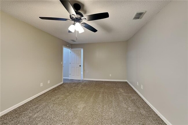 Building Photo - 4241 Glenforest Way