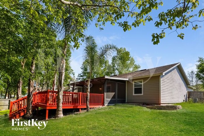 Building Photo - 1598 Twin Oak Dr W