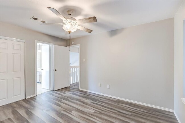 Building Photo - 6415 Jennings Dr
