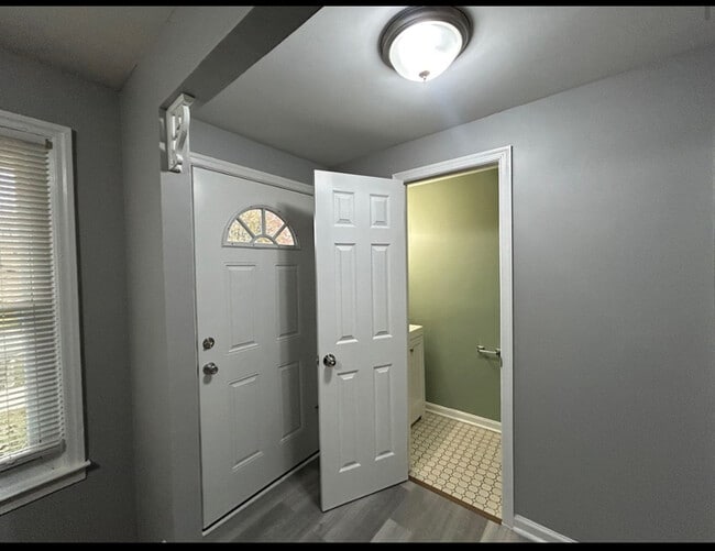 Building Photo - 3 Bedrooms Opportunity Area (BRHP/HCVP)