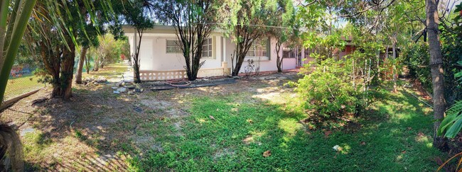 Building Photo - Charming 4-Bedroom, 3-Bath Home – Spacious...