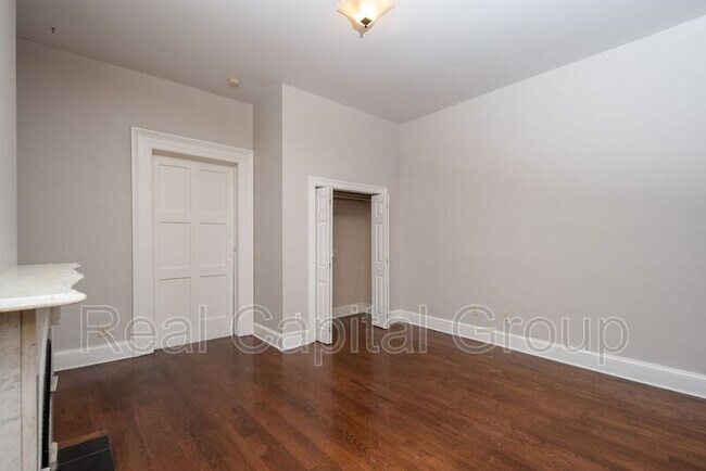 Building Photo - 347 Hudson Ave