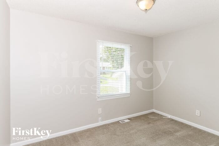 Building Photo - 1231 Springhill Rd