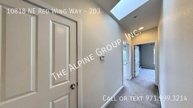 Building Photo - 10818 NE Red Wing Way
