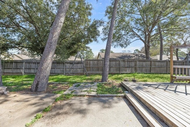Building Photo - 21006 Bridgeview Cir