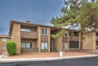 Building Photo - 4571 Carriage Park Dr