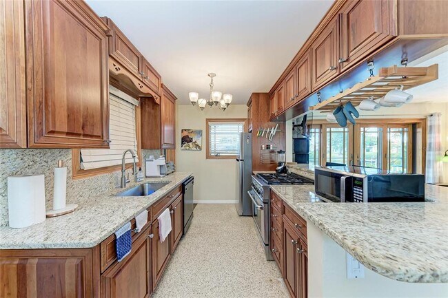 Building Photo - 27192 San Marino Dr