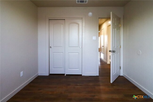 Building Photo - 3218 Rampart Loop