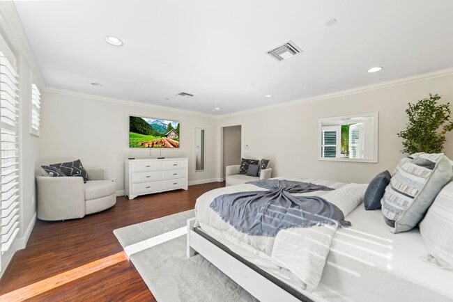 Building Photo - 1849 NE 26th Ave