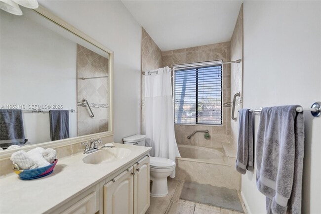 Building Photo - 1025 NW 105th Way