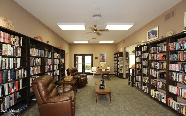 Building Photo - 7840 E Camelback Rd