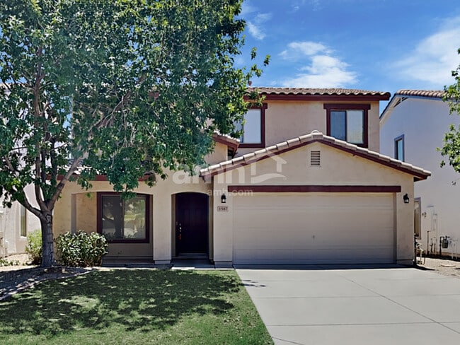 Building Photo - 1587 E Anastasia St