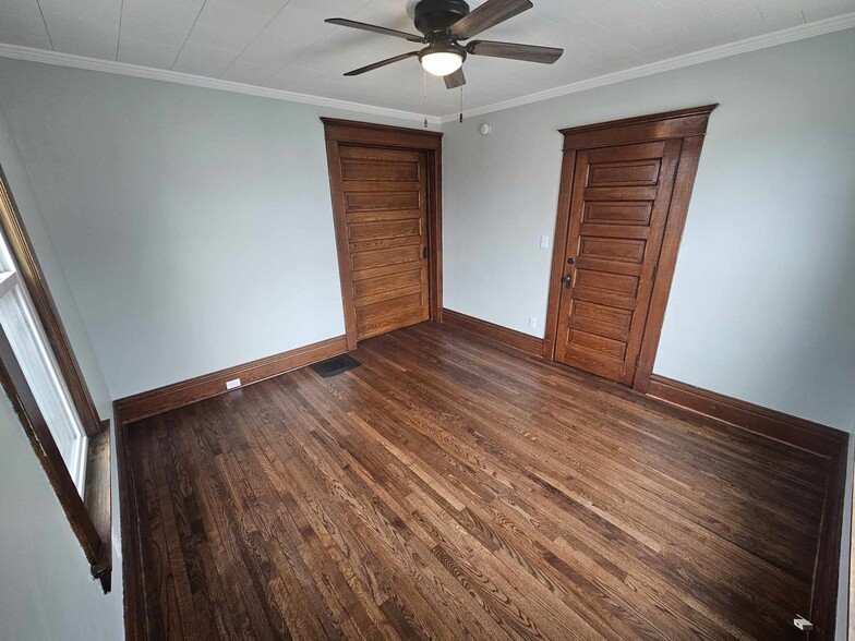 Front bedroom - 107 Patton St