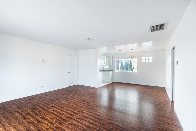 Building Photo - 8645 Hervey St