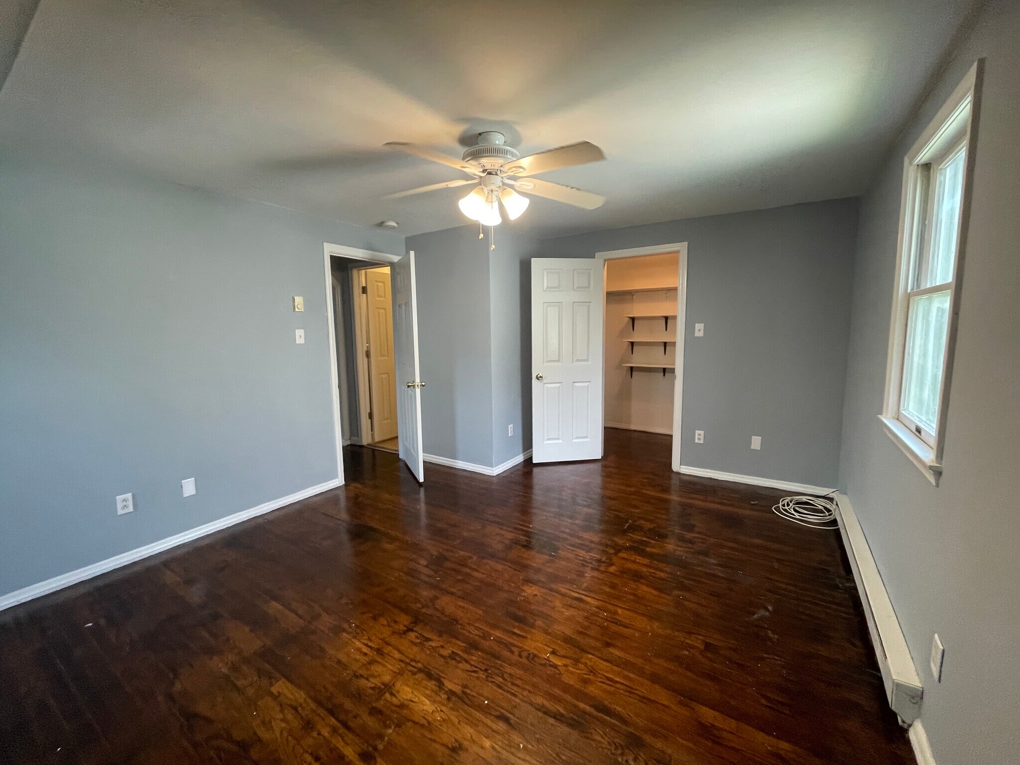 Building Photo - 1116 Center Ave