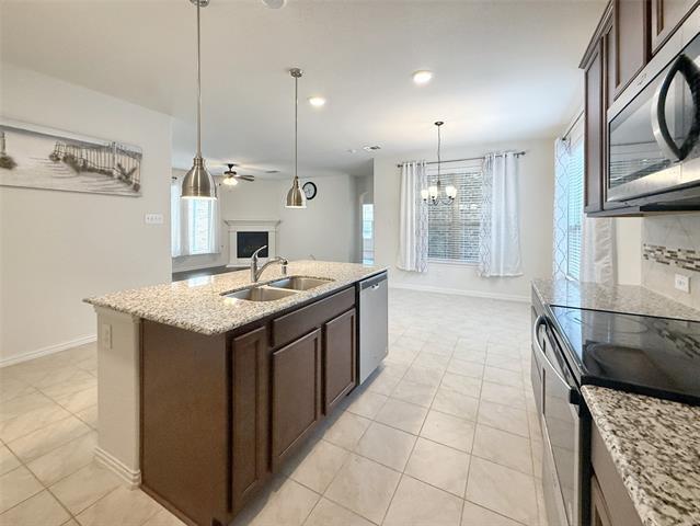 Building Photo - 2064 Barx Dr