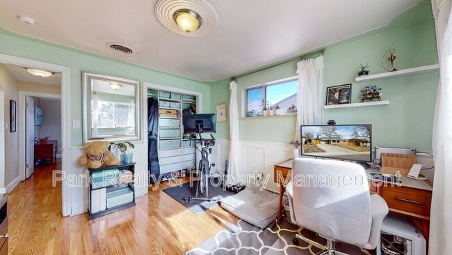 Building Photo - 6025 W 61st Ave