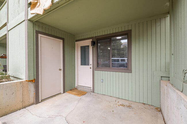 Building Photo - 720 City Park Ave