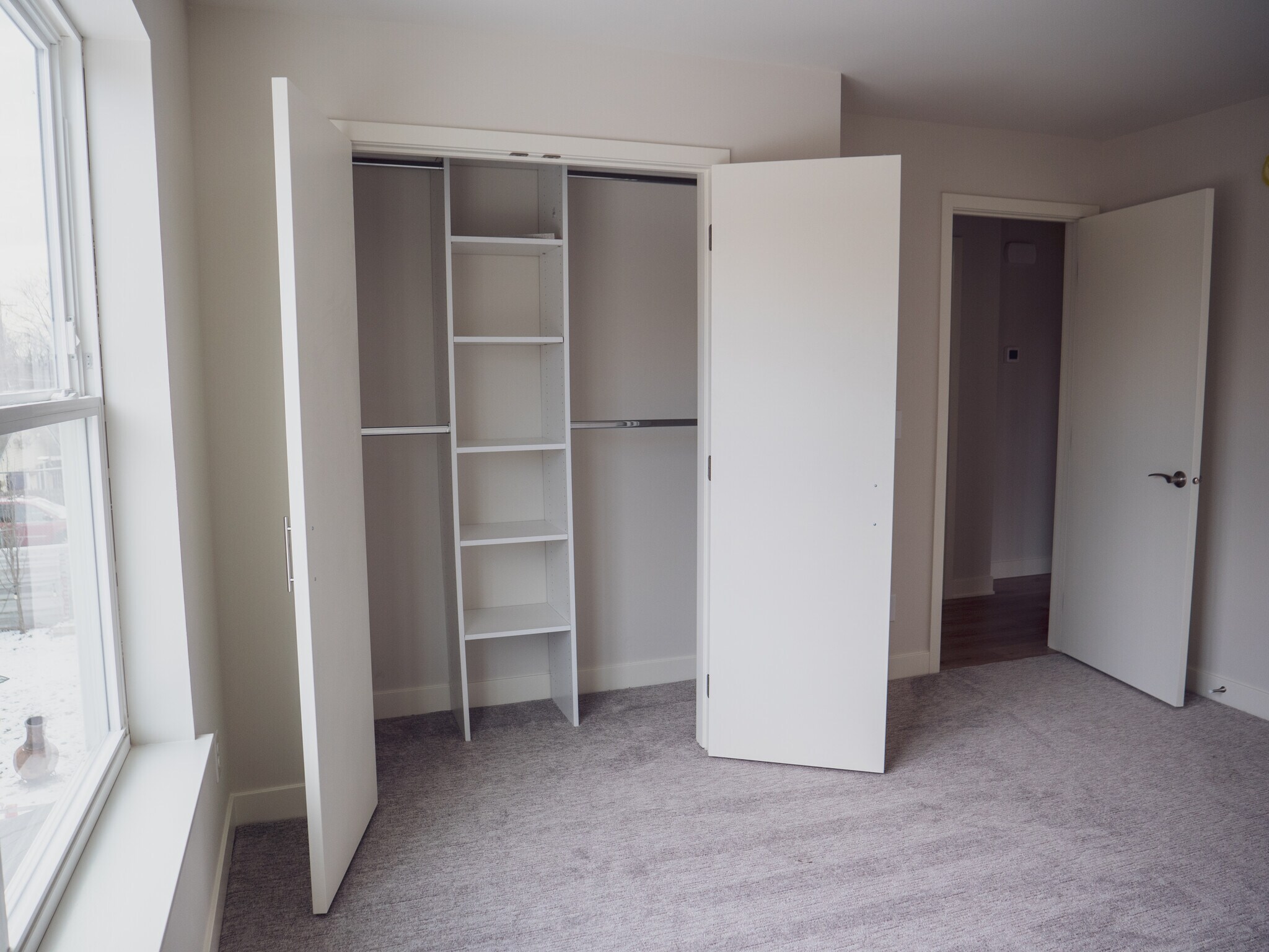 Building Photo - 4425 45th Ave S