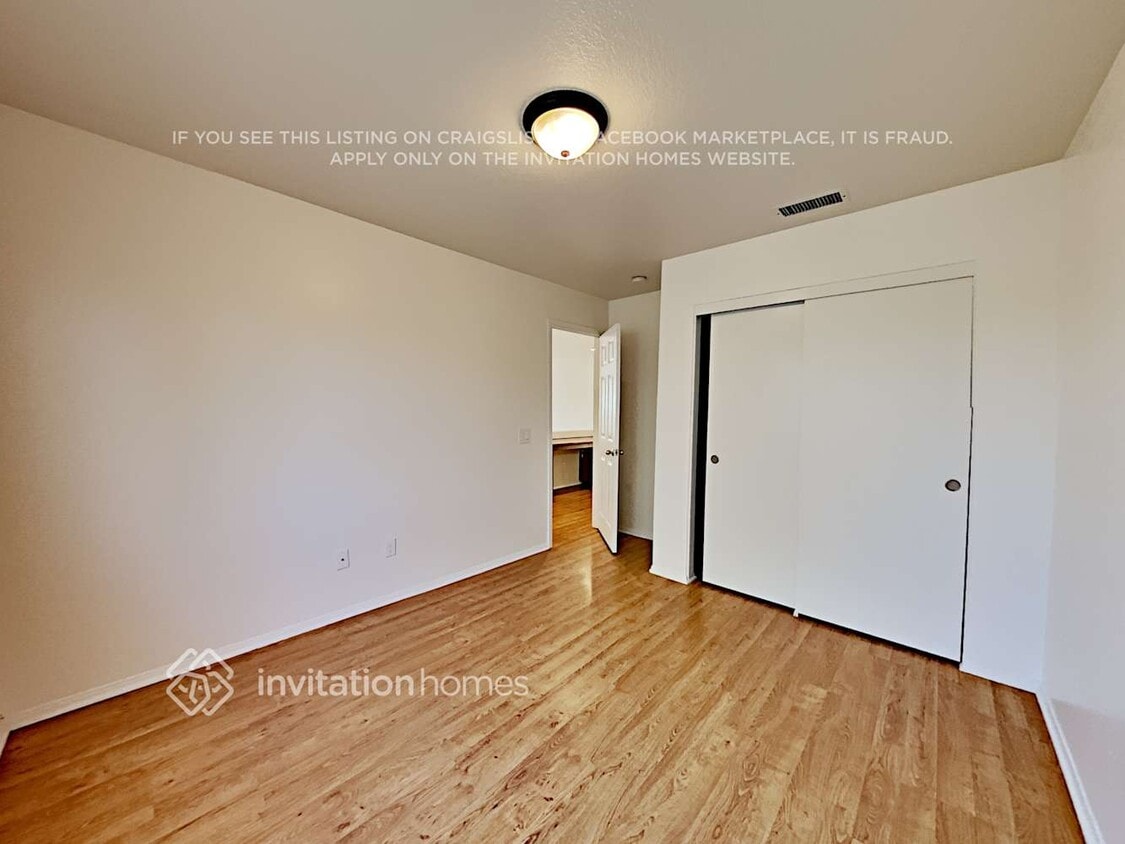 Building Photo - 28522 Silverking Trail