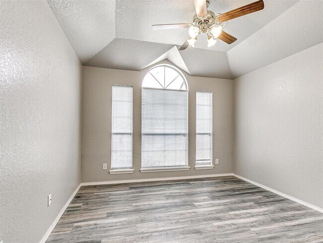 Building Photo - 2700 NW 161st Cir