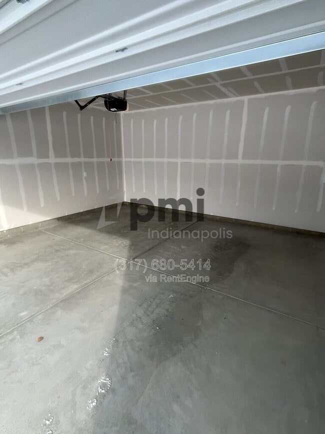 Building Photo - 2948 Woods Edge Dr