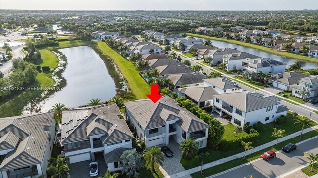 Building Photo - 17113 Aquavera Way