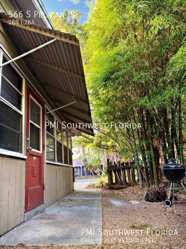 Building Photo - 566 S Pelican Dr