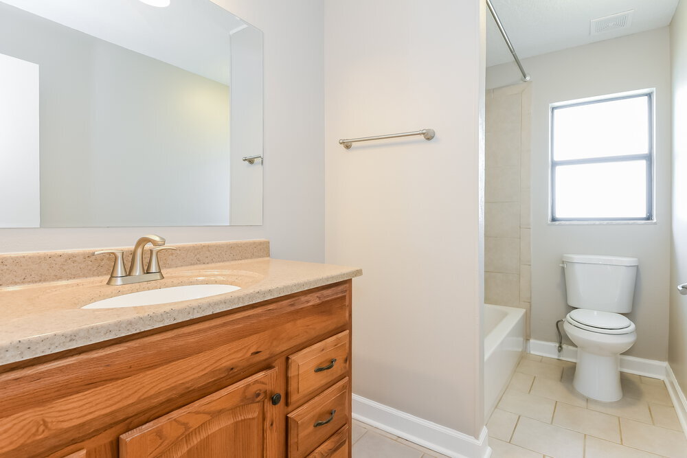 Building Photo - 10416 Calle De Flores Dr