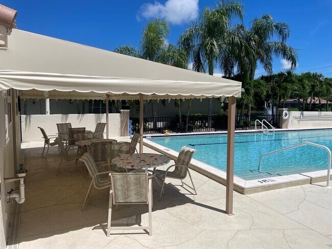 Building Photo - 4504 Deer Trail Blvd