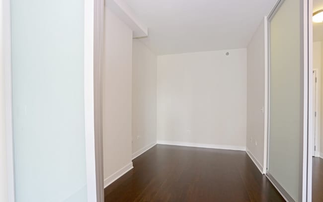 Building Photo - 648 W Wayman St