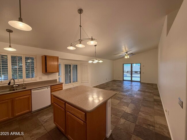 Building Photo - 4680 S Greythorne Way