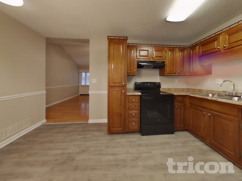 Building Photo - 296 Whitney Ln