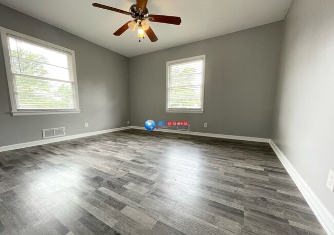 Building Photo - Newly RENOVATED ranch in Decatur