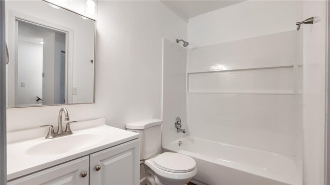 Building Photo - 3001 NW 4th Terrace