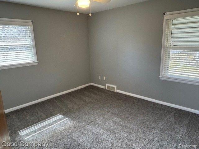 Building Photo - 1002 E Lincoln Ave