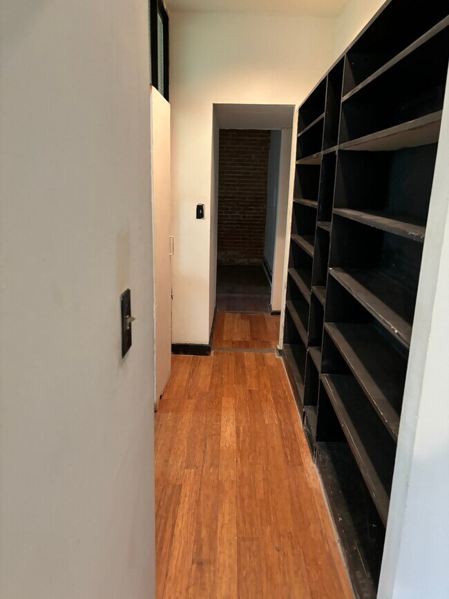 Hallway/Stirage - 1326 W Pratt St
