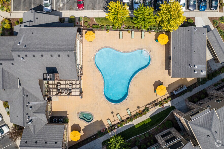 Primary Photo - San Tropez Apartments & Townhomes