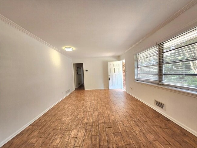 Building Photo - 2497 N Druid Hills Rd NE