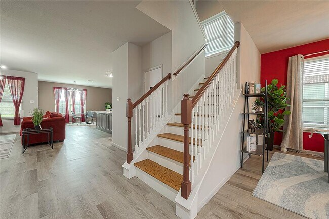 Building Photo - 3042 Crestbrook Bend Ln