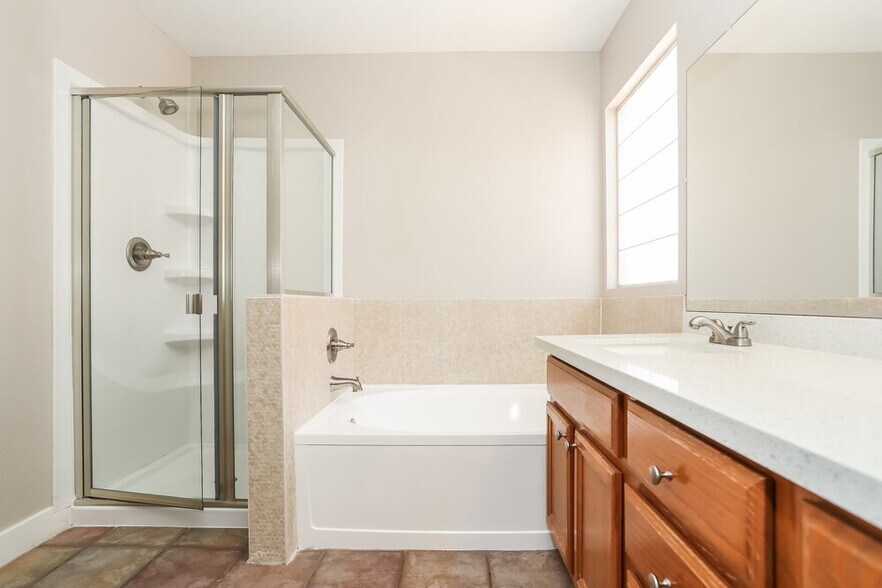 Building Photo - 3313 Salmon Creek Dr