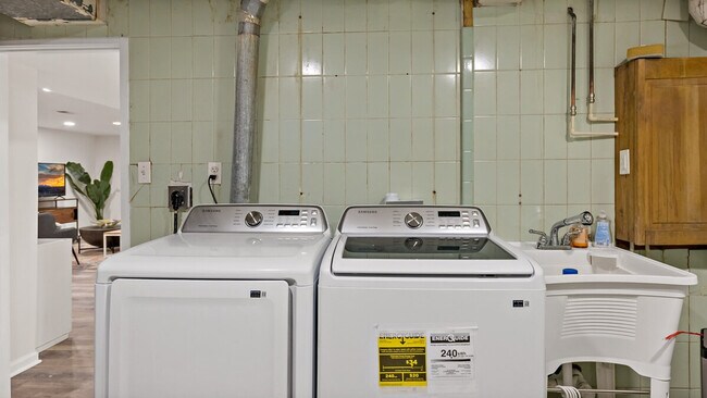 Building Photo - 135 69th St