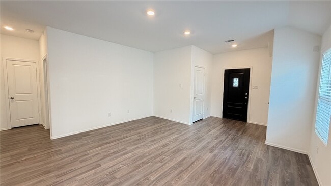 Building Photo - 22632 Malvicino Dr