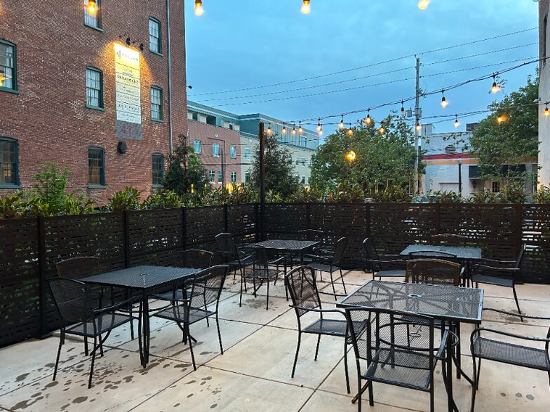 Building Photo - 415 N Prince St