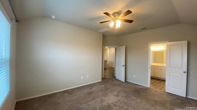Building Photo - 10410 Waverunner-