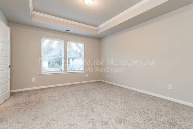 Building Photo - 112 Hunts Ml Cir