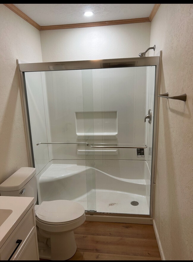 Building Photo - 416 Bilbo St