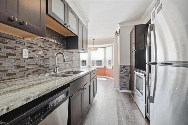 Building Photo - 1328 Mill Lake Quarter