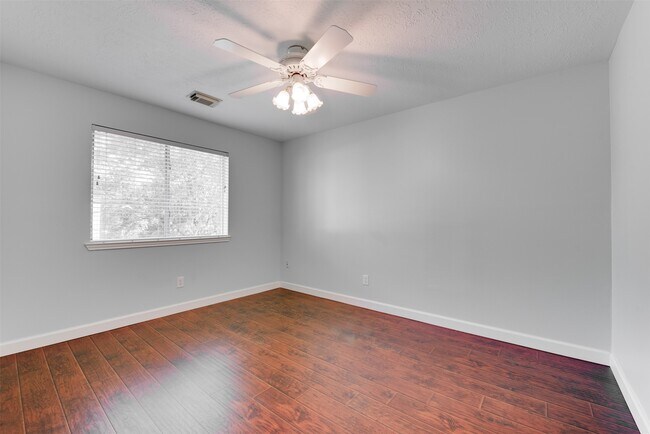Building Photo - 6930 Haven Creek Dr
