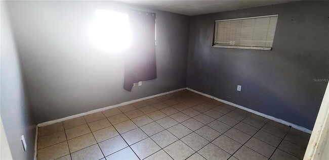 Building Photo - 5200 Chet Dr
